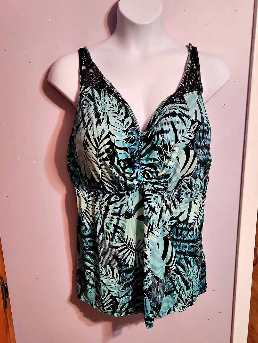 Swimsuits For All Bra Sized Crochet Underwire Tankini Top